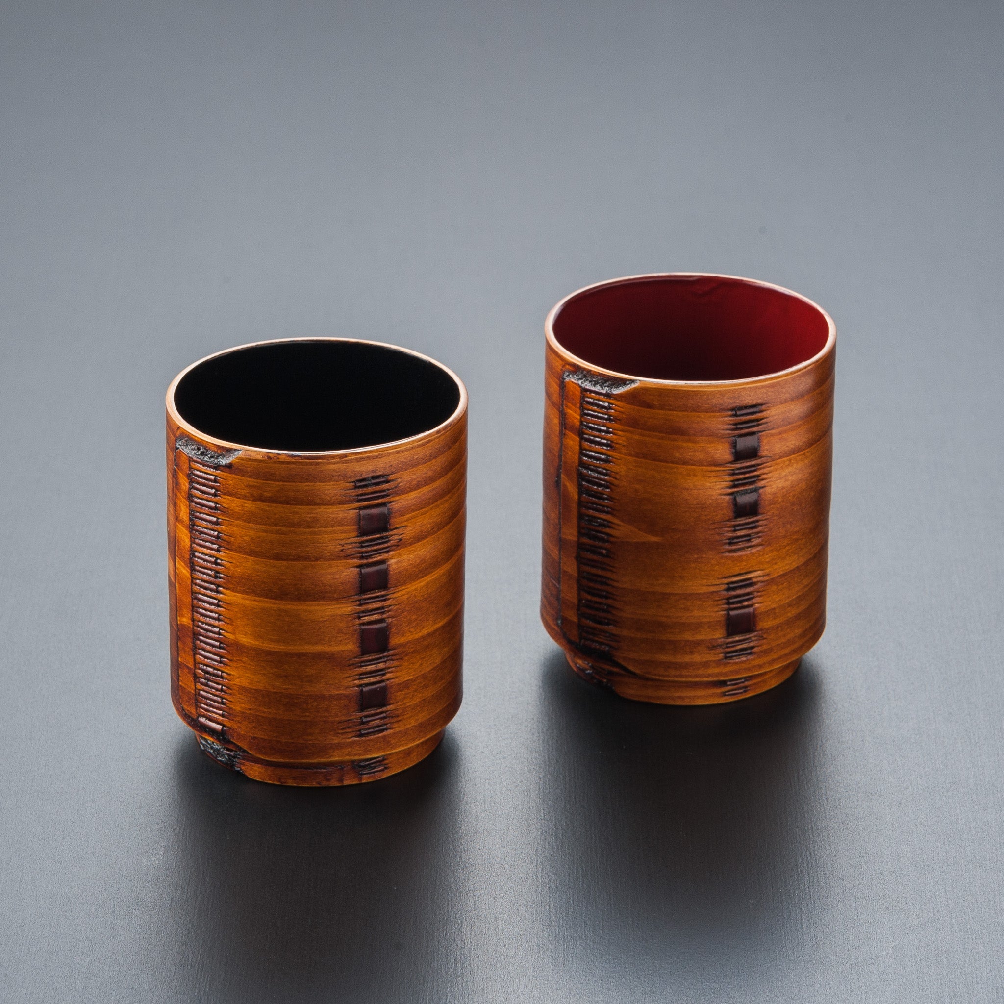 摺り漆塗り 湯呑(内黒)