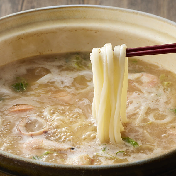 北海道名物 7種の具材を使用した石狩鍋セット